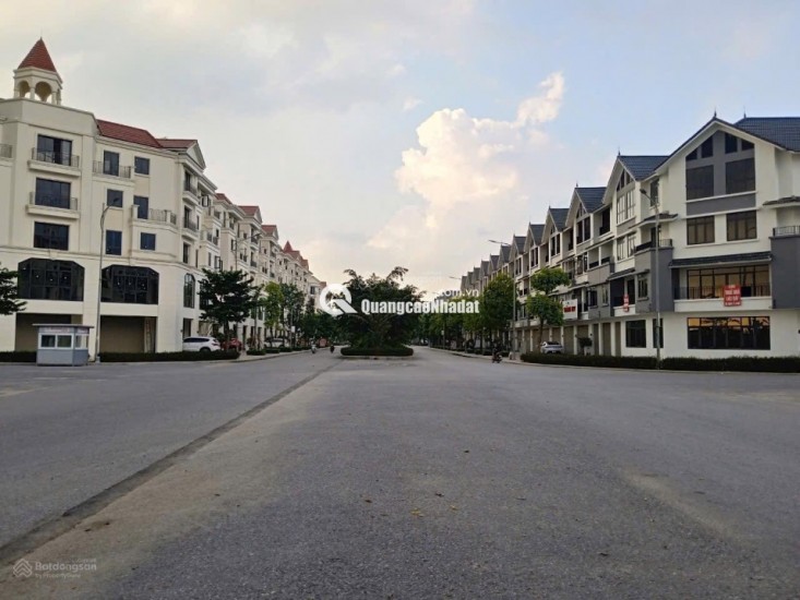 KĐT Hinode - Park: Đất 75m2 phân lô, vỉa hè + đường 2 ôtô tránh - sát QL32