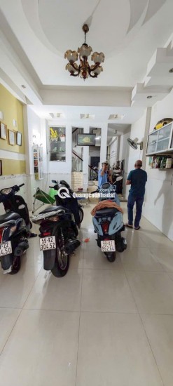 BÁN NHÀ ĐẸP KHU BÌNH PHÚ, QUẬN 6 – GIÁ CHỈ 10.X TỶ – X MỀM NHƯ CẤP 2 – Ở NGAY, LÀM VĂN PHÒNG, KINH DOANH