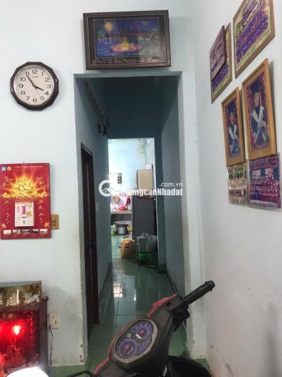 tân chánh hiệp q12 -chủ cần bán gấp- DT 67m2 - hẻm lớn 5m2 xe hơi vào nhà - 3 phòng ngủ-  thông thoàng , sạnh sẽ, sổ vuông, giá nhỉnh 3 tỷ