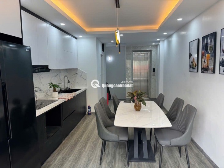 Bán Nhà Xuân La - Tây Hồ  -  5 Tầng Thang Máy Nhập Khẩu  -  Oto Qua Nhà  -  Full Tiện Ích