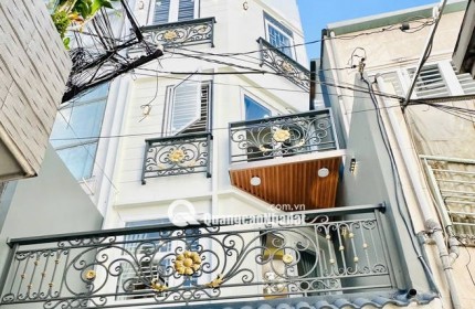 Nhà  Mới  ở Ngay HXH Cách Mạng Tháng 8 ,  5tang 4mx10m, Sổ Vuông Hoàn Công Đủ BTCT,  Nhỉnh 6 Tỷ