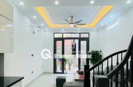 BÁN NHÀ PHỐ TÔN ĐỨC THẮNG, DT 58M2, MT 4,63M, NGÕ THÔNG, OTO ĐỖ CỬA, KINH DOANH TỐT