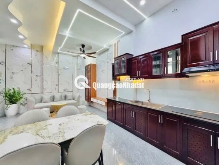 Giá chỉ còn: 7 Tỷ nhỉnh – Cơ hội sở hữu nhà đẹp Phú Nhuận!