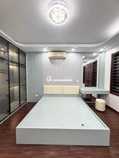 Bán nhà đẹp Thanh Xuân – Oto đỗ cửa – 5 tầng hiện đại – Giá 10 tỷ
 - 0399812051