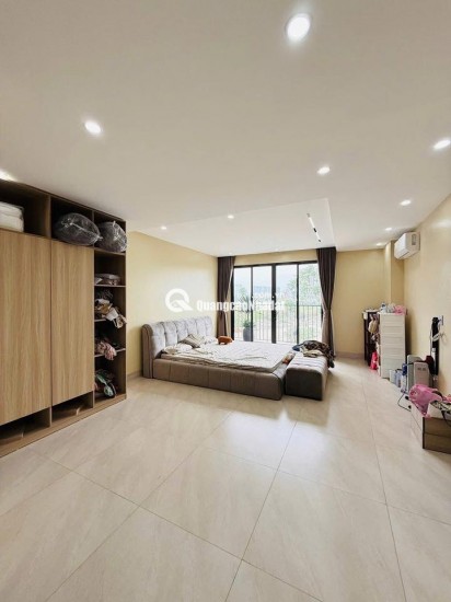 NGỌC THỤY 15 tỷ 60m MẶT TIỀN 5m THANG MÁY,VỈA HÈ Ô TÔ,VIEW CÔNG VIÊN,LONG BIÊN