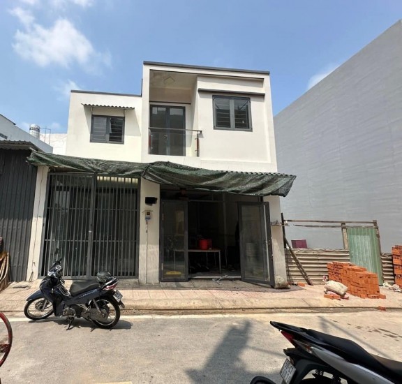 NHÀ ĐẸP - Ô TÔ NGỦ TRONG NHÀ - GIÁP TÂN PHÚ - Q6 - GARA ĐỂ Ô TÔ