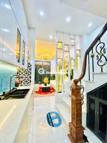 BÁN NHÀ  Quan Thổ 31m2,4 tầng  mặt tiền3.5 m 7.2 tỷ Đống Đa Hà Nội