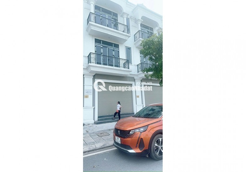 Bán căn liền kề Calyx Residence 319 Đông Anh sổ đỏ chính chủ view vườn hoa.