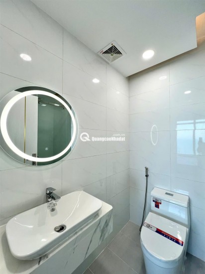 Bán nhanh căn view biển nội thất mới 100% hiện đại Mường Thanh Viễn Triều