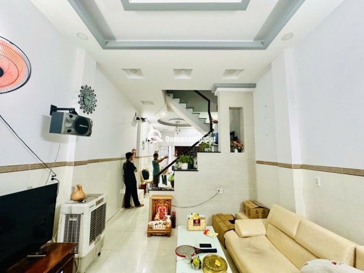 Nhà đẹp kiên cố - Ngay Hiệp Thành City - Hẻm xe hơi Trần Thị Hè - 4x17m - 3 tầng - 4.75 tỷ