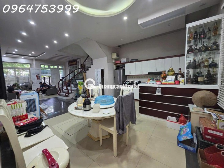 SIÊU VIP – BIỆT THỰ SÂN VƯỜN, Ở SƯỚNG GIỮA LÒNG THỦ ĐÔ
Diện tích thực tế 150m²  Mặt tiền 7.8m  Khu Cán bộ Trung ương