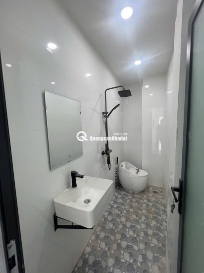 NHÀ MỚI Ở NGAY BÌNH ĐÔNG - QUẬN 8 -  88.6M2 - 2 TẦNG - GIÁ CHỈ 4.68 TỶ.