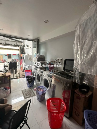 SANG GẤP TIỆM GIẶT SẤY FULL ĐỒ – MẶT BẰNG CÓ SÂN – GẦN TRƯỜNG ĐH GIA ĐỊNH  – GÒ VẤP