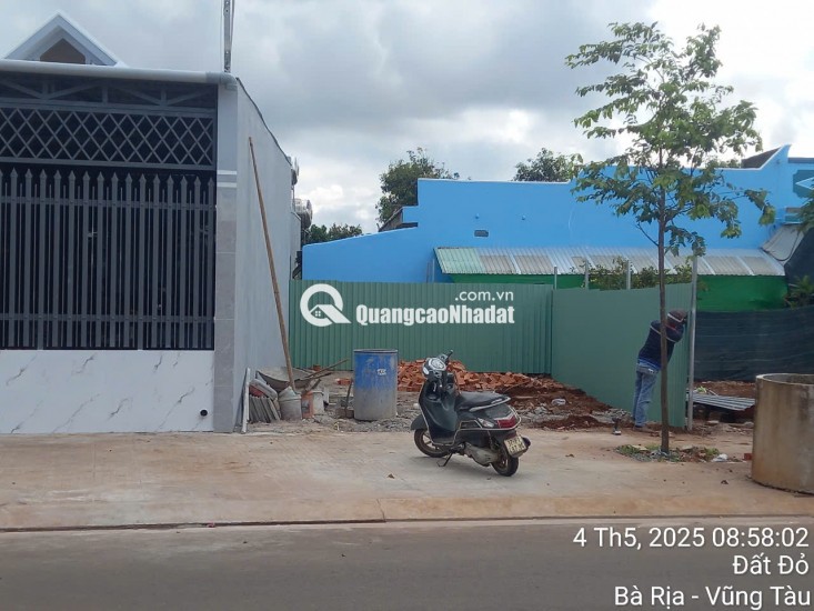 Chủ kẹt bank cần ra gấp lô đất đẹp nhất thị trấn đất đỏ, có vỉa hè kinh doanh thuận tiện