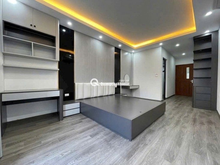  BÁN NHÀ NGỌC THỤY – 6 TẦNG THANG MÁY – Ô TÔ TRÁNH – Ở NGAY