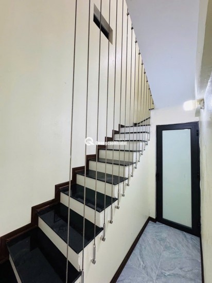 Chính chủ cần bán nhanh căn nhà 3 tầng mặt Phố Phường Hồ-kinh doanh đỉnh chỉ 3,6 tỷ.