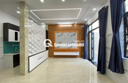 Bán nhà 6x10 - 3 tầng - hẻm oto - giá chỉ 5,x tỷ - ngay đường Tên Lửa nối dài - Bình Tân.