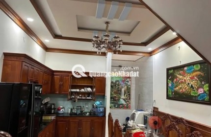 LÊ VĂN KHƯƠNG _Q12_HẺM XE HƠI QUA NHÀ