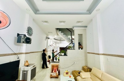 NHÀ ĐẸP KIÊN CỐ - NGAY HIỆP THÀNH CITY - HẺM XE HƠI TRẦN THỊ HÈ - 4x17m - 3 TẦNG