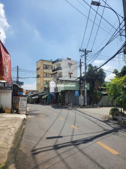 CẦN BÁN MẶT TIỀN KINH DOANH ĐƯỜNG 385, LÊ VĂN VIỆT, GIÁ 3,x TỶ