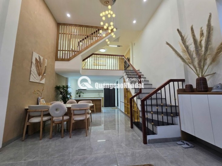 NGUYỄN TRÃI - THANH XUÂN - NHÀ LÔ GÓC – 42m2 - 5 TẦNG MẶT TIỀN KHỦNG 5.8M – Ô TÔ VÀO NHÀ