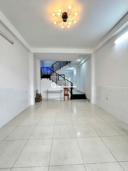 Bán HXH Đường Vũ Tùng, P2, Bình Thạnh, 4.3x19m, Chỉ 9.6 tỷ