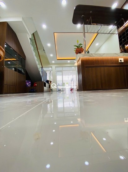 Bán nhà Hiệp Phú - Thủ Đức – 150m² – Đường 12m – thích hợp ở hoặc làm văn phòng.
