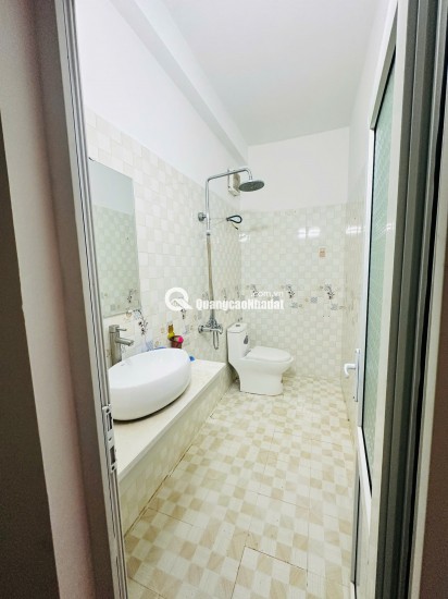 Bán nhà 41,5m2 3 tầng Hạ Lũng, Hải An gần trường mầm non, cấp 1,2, chợ Hạ Lũng, khu dân cư văn minh-- an ninh tốt, Giá hơn 2,8 tỷ