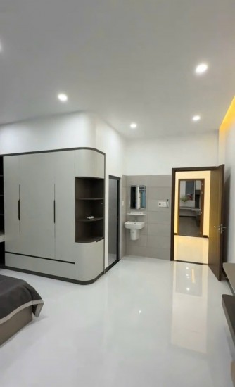CẦN BÁN GẤP NHÀ PHỐ 3 TẦNG NGAY TRUNG TÂM TP THỦ DẦU MỘT BÌNH DƯƠNG