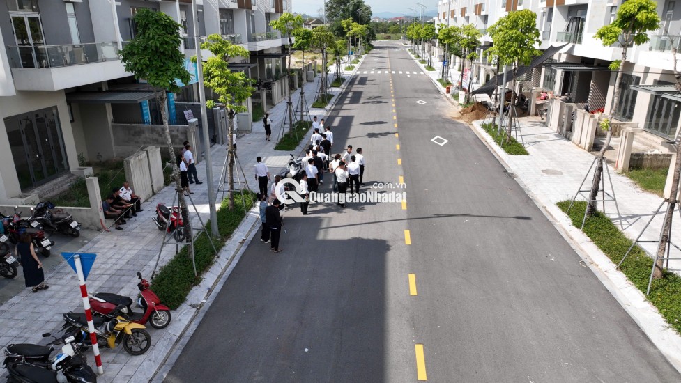 CẦN BÁN NHÀ PHỐ LIỀN KỀ DỰ ÁN BGI TOPAZ CITY HUẾ