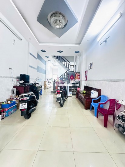 NHÀ 2 TẦNG - HƯƠNG LỘ 2 - HẺM XE HƠI - CHỈ NHỈNH 3 TỶ
