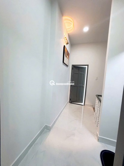 **BÁN NHÀ MỚI GIÁ RẺ** – CHÍNH CHỦ - 100% THỔ CƯ - CÔNG CHỨNG NGAY