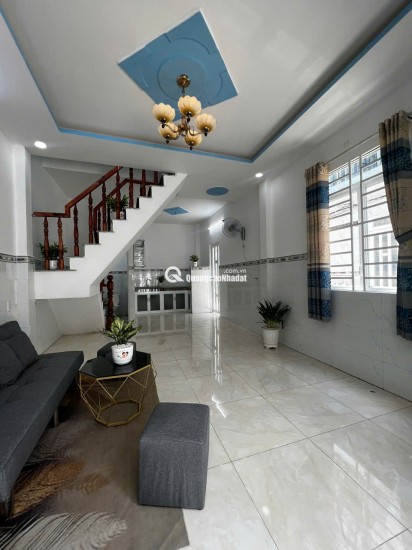 NHÀ ĐẸP HỐC MÔN , GẦN CHỢ , KCN GIÁ HƠN 800TR Sổ hồng riêng