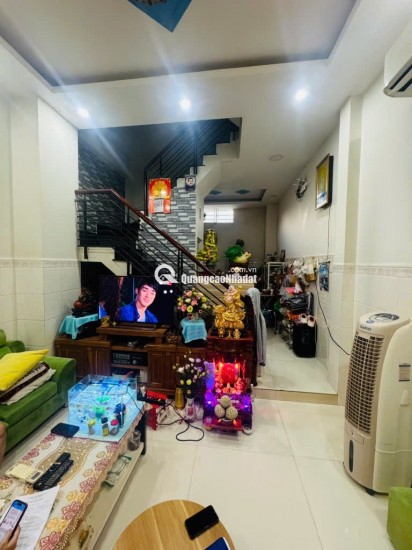 BÁN NHÀ ĐẸP 1/ - TRẦN ĐẠI NGHĨA - 42M2 (4X10.5M) - 3 TẦNG - 3PN - HẺM 3M - 4 TỶ.