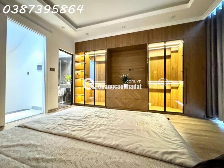  SIÊU PHẨM NHÀ ĐẸP - MỚI XÂY KÍNH CONG – PHÂN KHÚC 7,XX TỶ TẠI QUẬN CẦU GIẤY