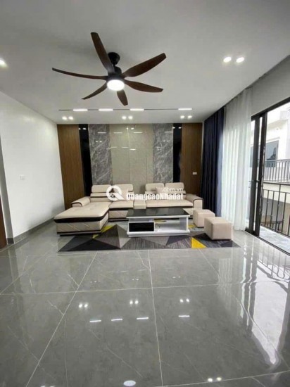 NHỈNH 10 TỶ SIÊU HIẾM TẠI ÁI MỘ CẬN KỀ ĐƯỜNG HỒNG TIẾN
