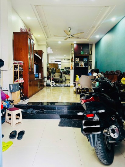 SIÊU PHẨM NHÀ ĐẸP – HẺM XE HƠI 6M – 1 TRỆT 2 LẦU SÂN THƯỢNG – CHỈ 7 TỶ 5 TL