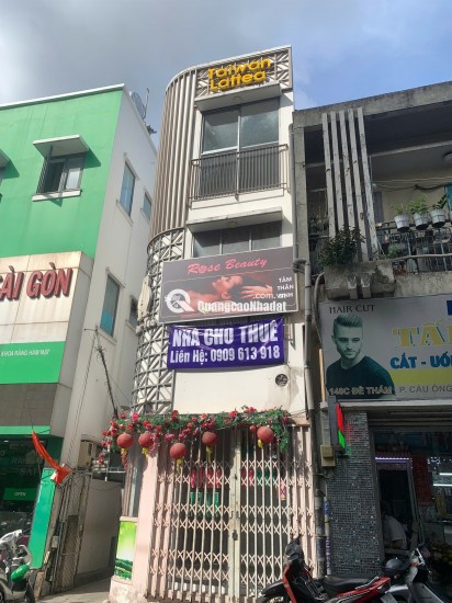 Cho thuê mặt tiền Đề Thám trệt 2 lầu giá 17tr