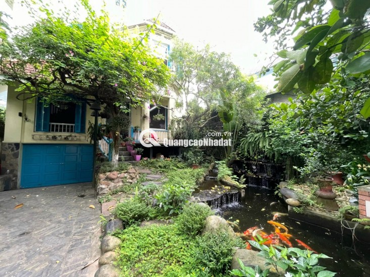  BÁN BIỆT THỰ SÂN VƯỜN NGỌC THỤY – TRUNG TÂM LONG BIÊN 
 Diện tích đất: 378m² – Diện tích sử dụng: 428m²
 Mặt tiền rộng: 11m – 2 mặt ngõ