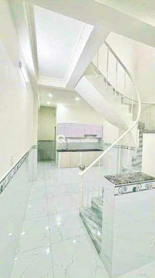 Bán nhà Q10, thông CMT8, oto trong nhà, 44M2, cao 2 tầng 2 phòng: Nhỉnh 6 Tỷ.
