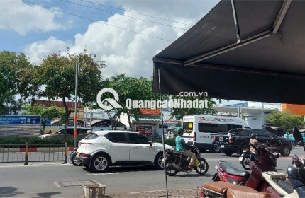 CHUYỂN NHƯỢNG NHÀ 4 TẦNG MỚI – FULL NỘI THẤT – Ở NGAY – HẺM XE HƠI