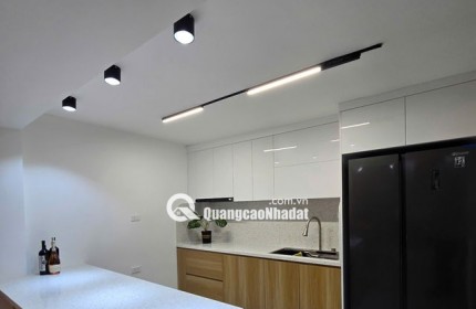 NGUYỄN TRÃI - THANH XUÂN - NHÀ LÔ GÓC – 42m2 - 5 TẦNG MẶT TIỀN KHỦNG 5.8M – Ô TÔ VÀO NHÀ