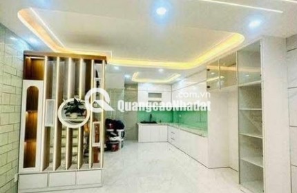 Lê Đình Cẩn Hẽm Ô Tô gần mặt t.iền