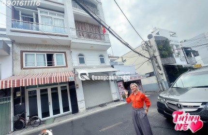 SIÊU HIẾM - XE HƠI NGỦ TRONG NHÀ - BAN NHÀ MẶT TIỀN KINH DOANH ĐƯỜNG BẾN VÂN ĐỒN, QUẬN 4