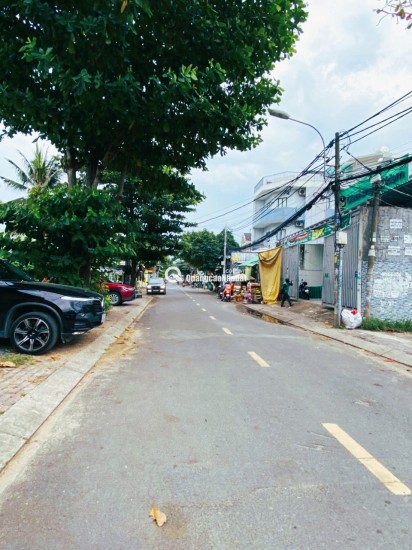 Cần bán gấp - Nhà 1 trệt 1 lầu 134m2, Long Trường - Giá cực tốt