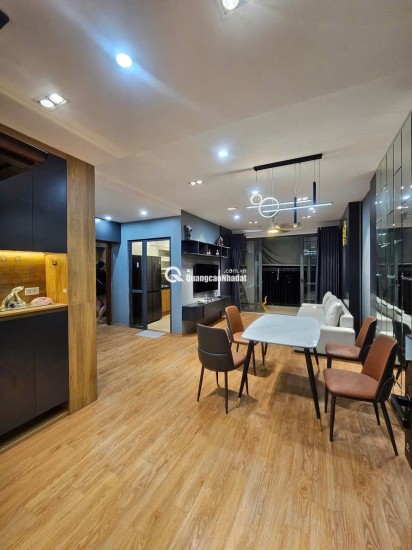 Bán căn hộ chung cư CT36 Định Công, Hoàng Mai 68m2, sổ đỏ, giá 4.x Tỷ