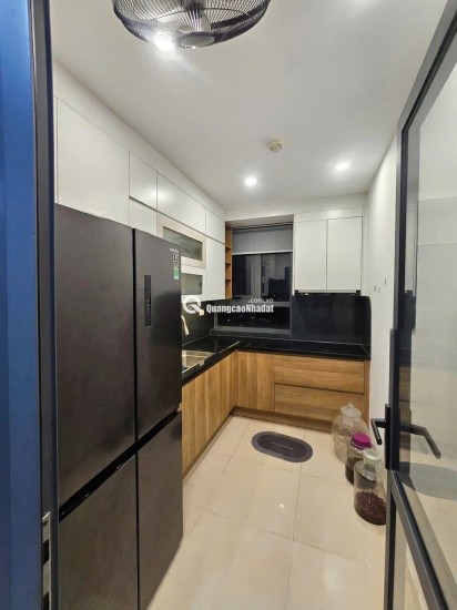 Bán căn hộ chung cư CT36 Định Công, Hoàng Mai 68m2, sổ đỏ, giá 4.x Tỷ