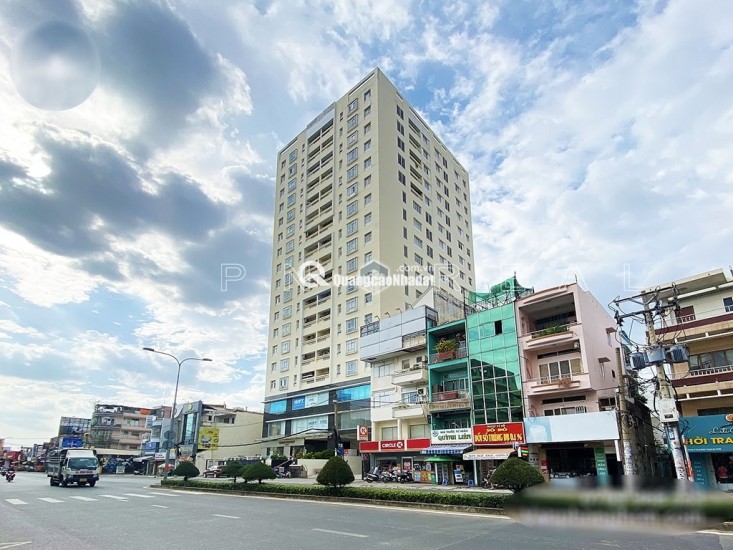 Bán nhà riêng, đang cho thuê 60tr/tháng (8 phòng + 1 mặt bằng)
