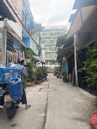 NHÀ ĐẸP 4 TẦNG  - BÌNH ĐÔNG - HOÀN CÔNG ĐỦ - KHÔNG QUY HOẠCH - CHỈ 5,2 TỶ