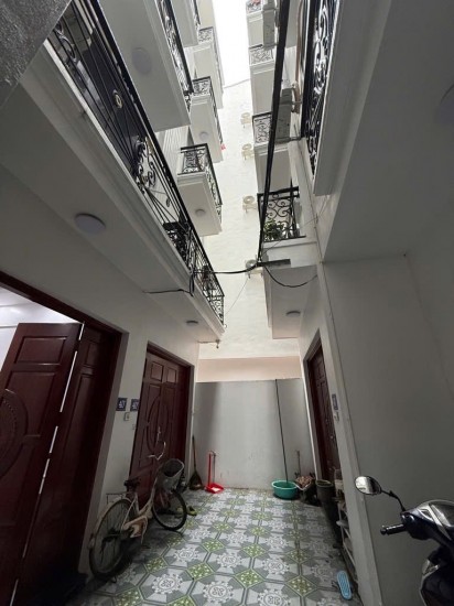Bán nhà Xuân Đỉnh 40m, 5 tầng, oto đỗ cửa, tặng full nội thất!